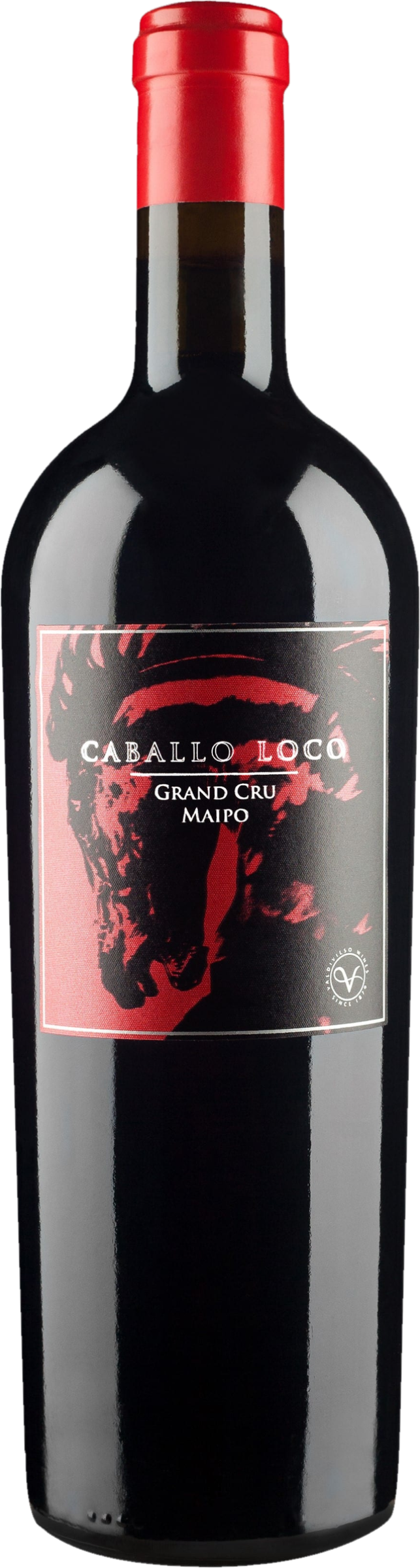 Caballo Loco Grand Cru Maipo 2022 tegen bordeaux achtergrond – premium rode wijn