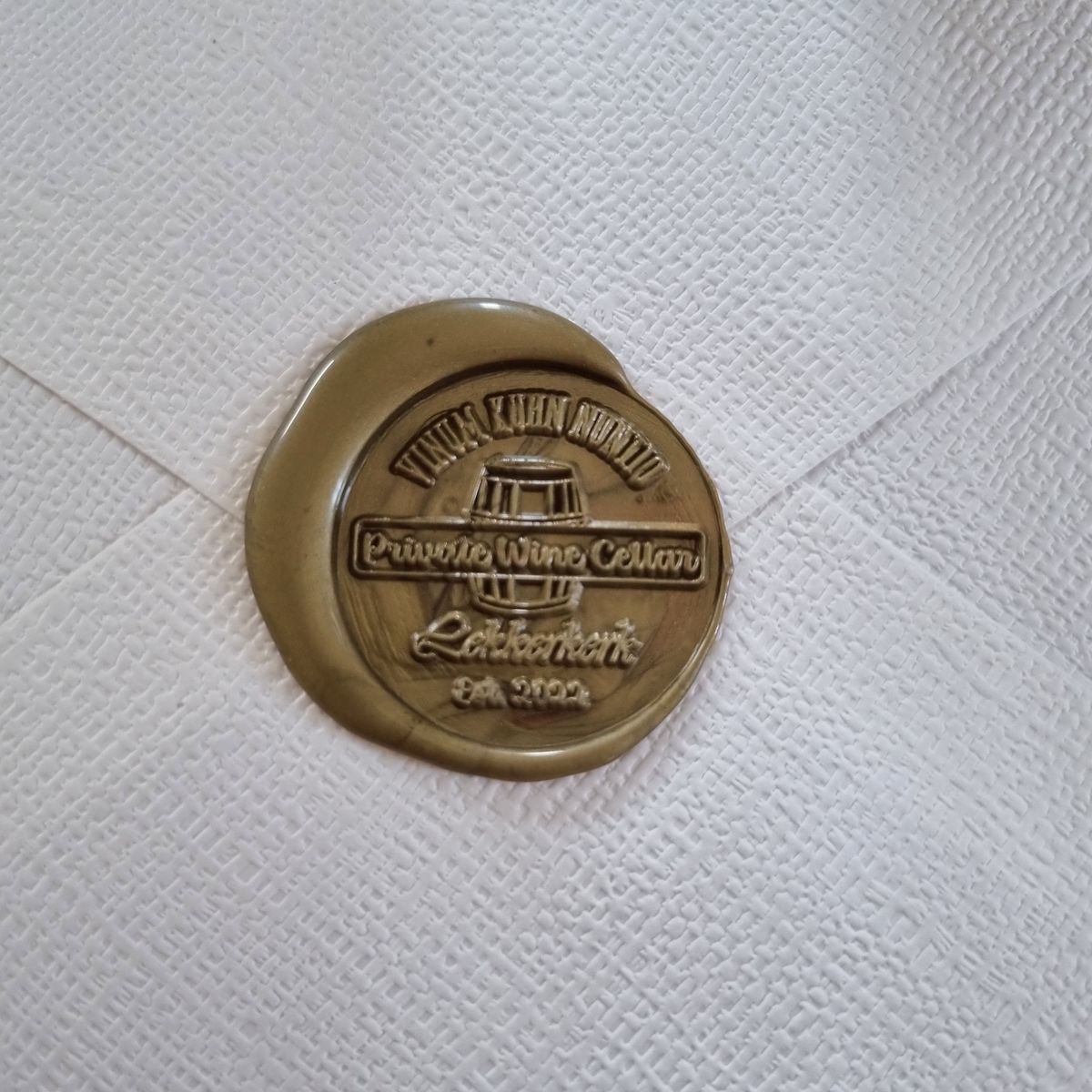 Envelop met bordeaux waxzegel