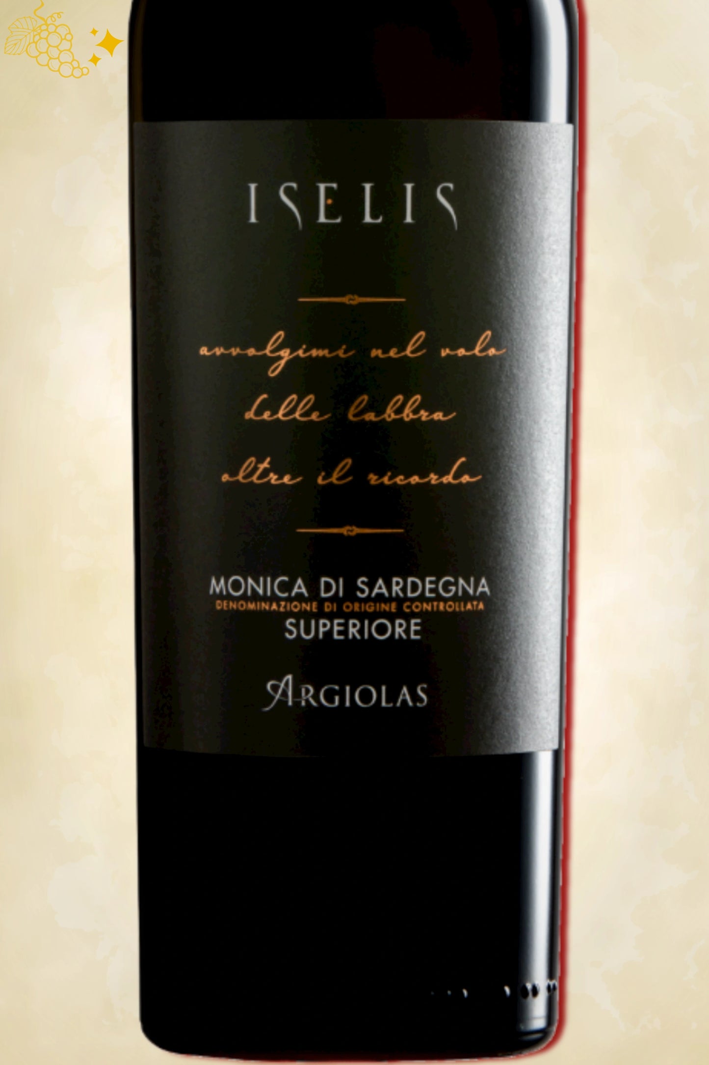 Close-up label Iselis Monica di Sardegna Superiore 2022 – Argiolas details zichtbaar