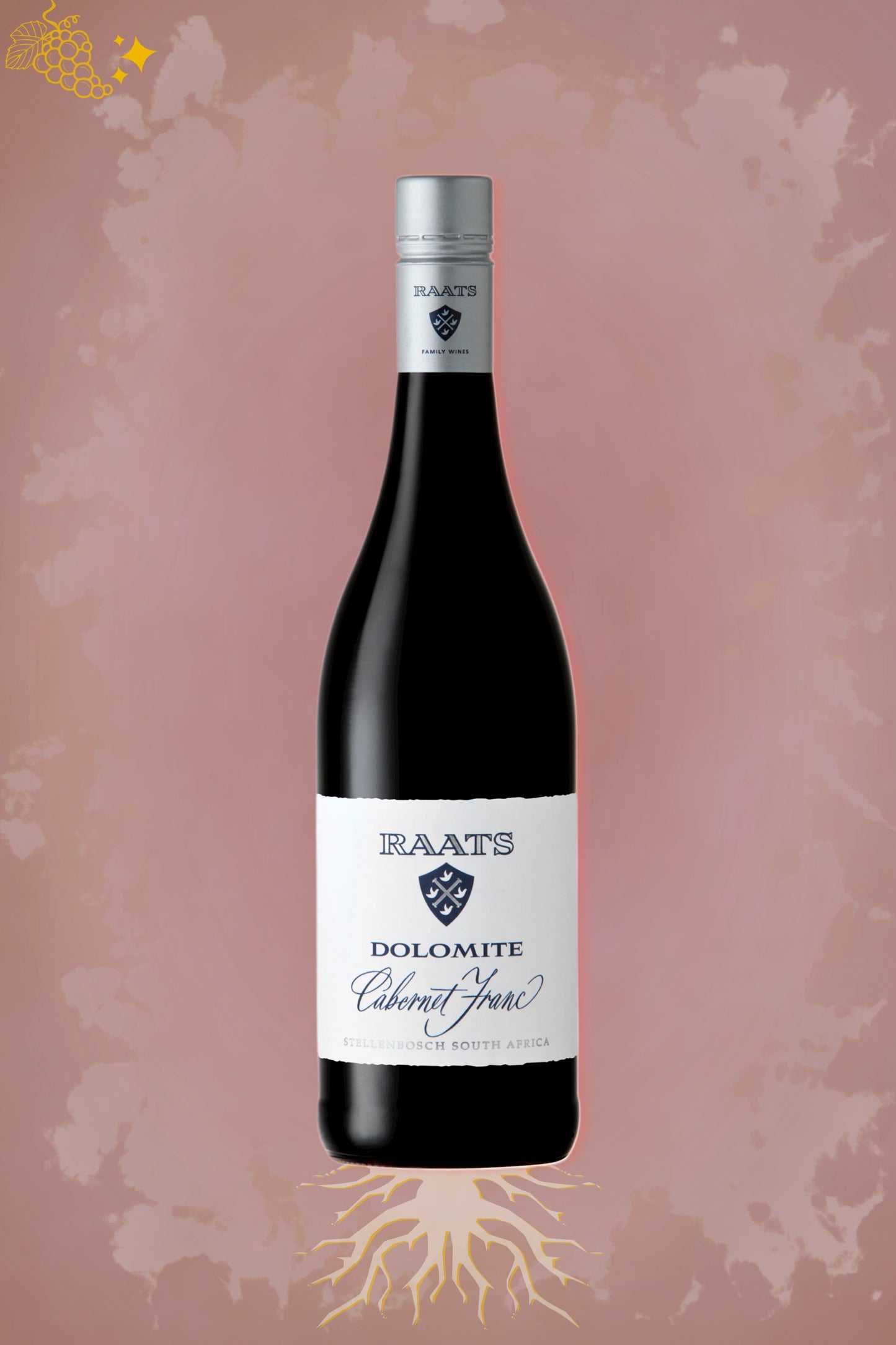 Raats – Dolomite Cabernet Franc (2022) – robijnrode rode wijn tegen rode achtergrond