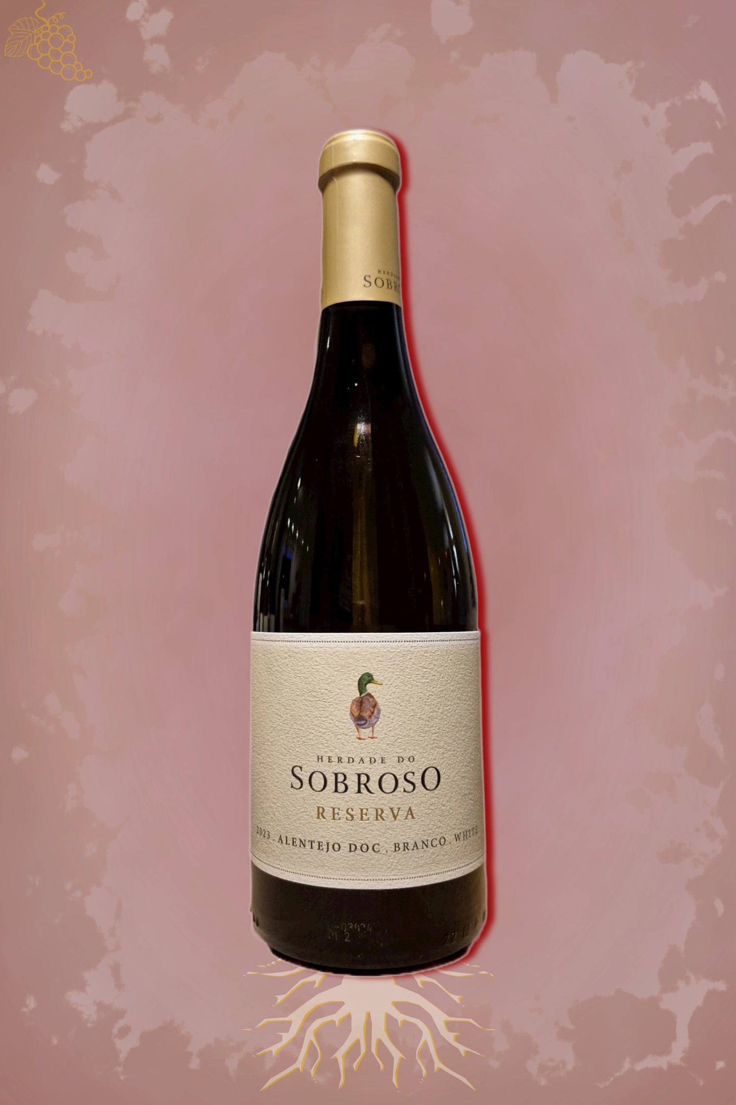 🍷 Herdade do Sobroso - Reserva Tinto (2023) – rode wijn tegen rode achtergrond