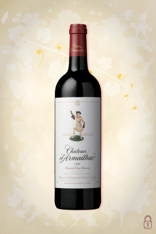 Fles klassieke Pauillac cabernet-blend met robijnrode kleur en tonen van ceder en cassis, ideaal bij lamsvlees of rijke Franse vleesgerechten.