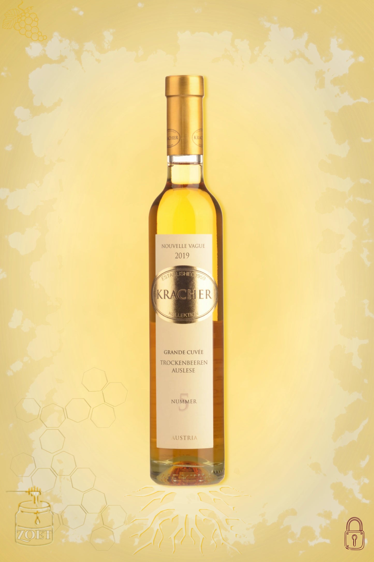 Weingut Walter J. Oster Trockenbeerenauslese 2019 Halve Fles 375 ml tegen gouden achtergrond – dessertwijn