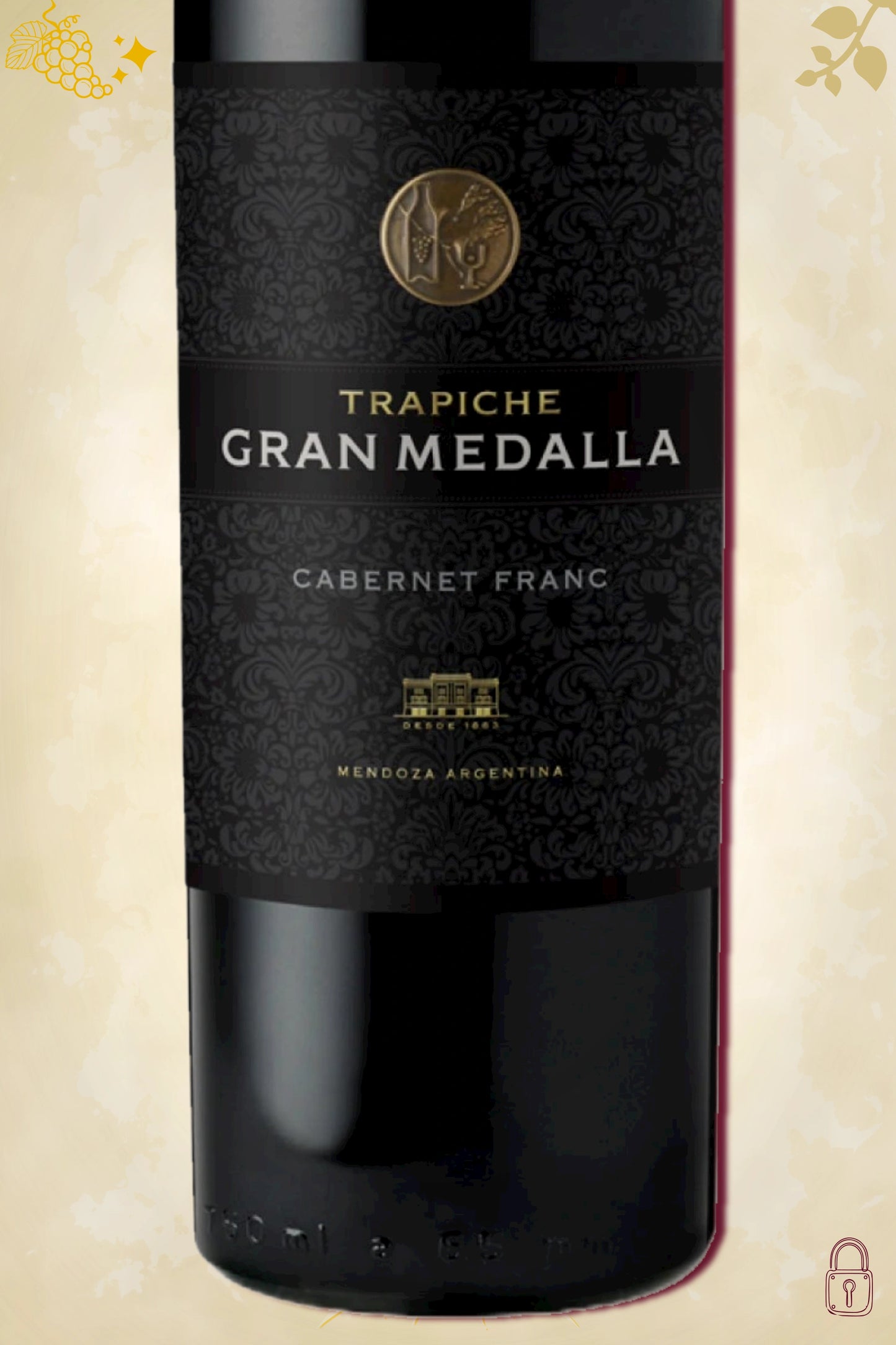 Close-up label Trapiche Gran Medalla Cabernet Franc 2018 – Trapiche logo en vintage details