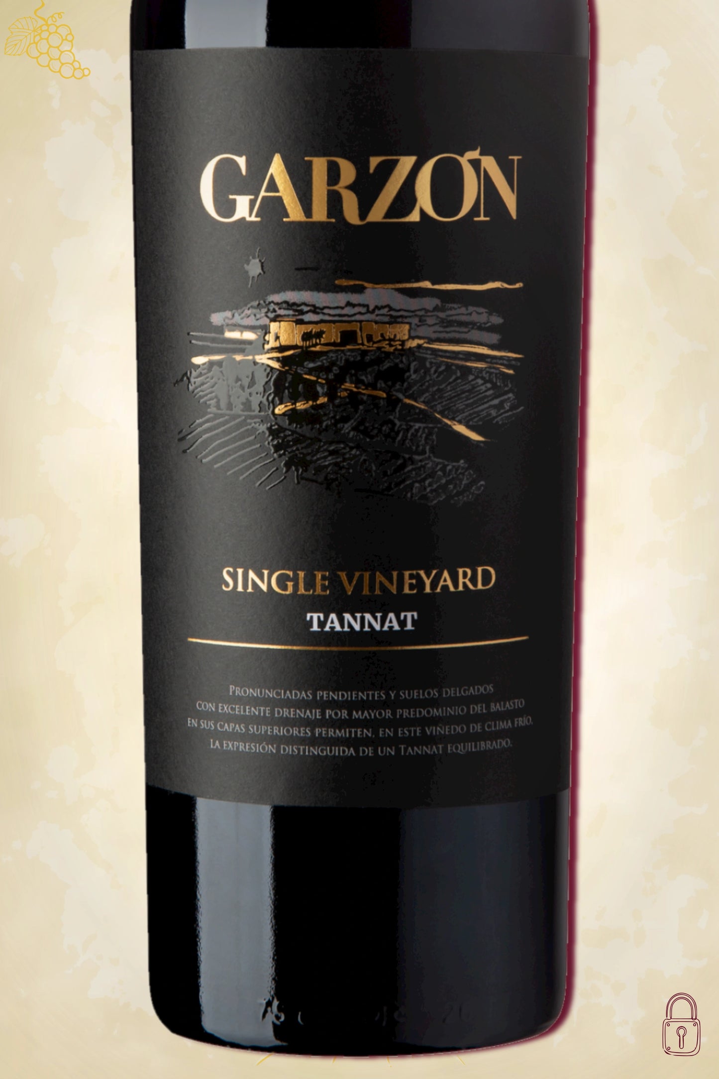 Close-up label Bodega Garzón Single Vineyard Tannat 2020 – Garzón logo en vintage details