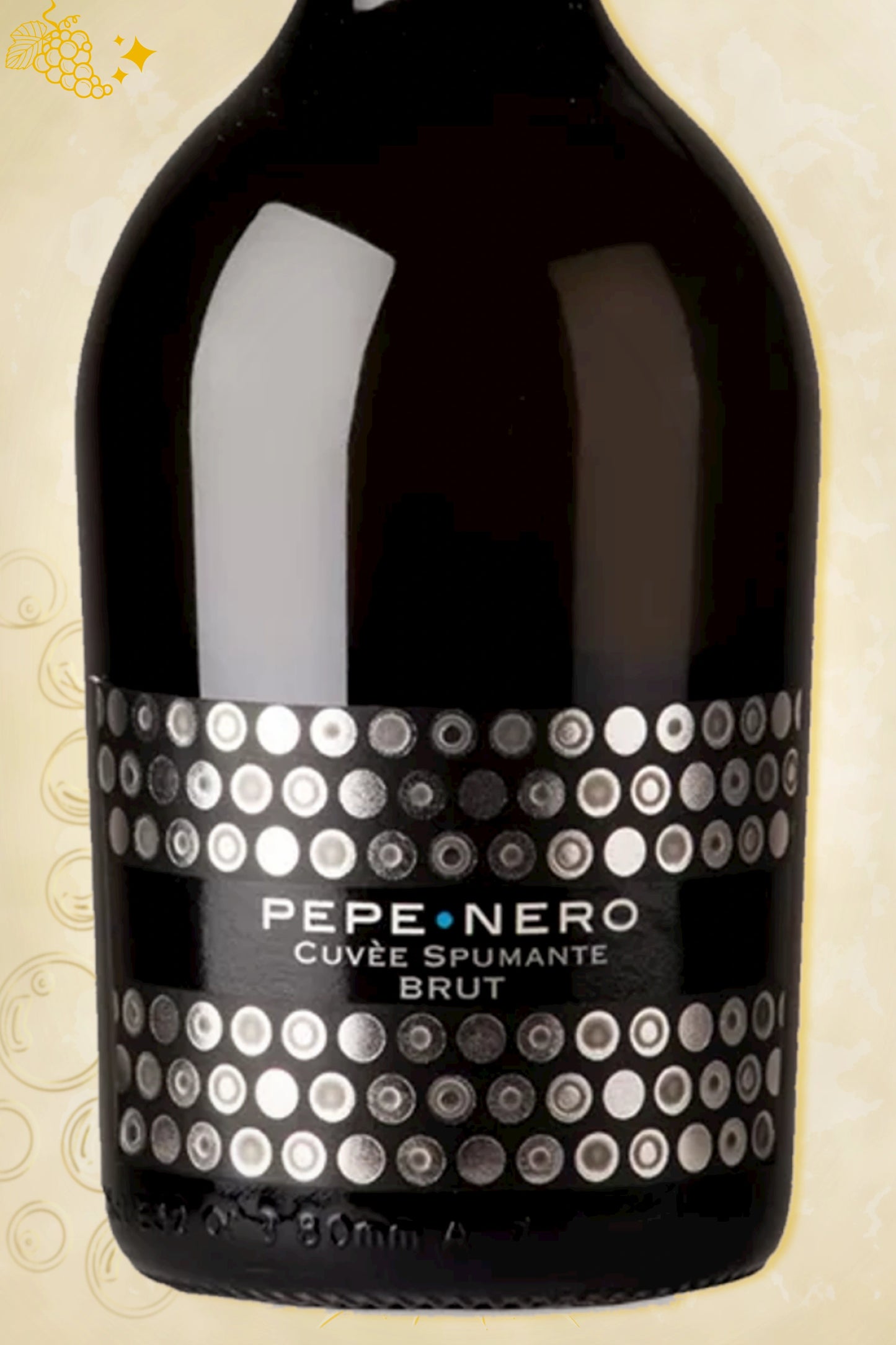 Close-up label Cignomoro Spumante Brut – logo en Puglia-herkomst duidelijk zichtbaar