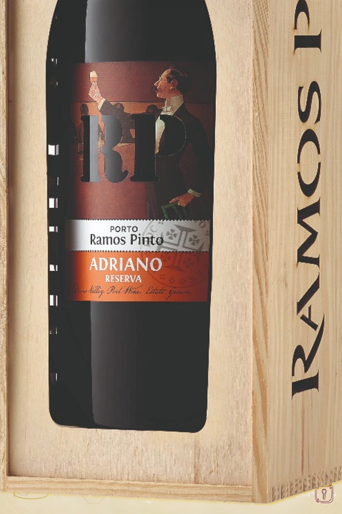 Close-up label Ramos Pinto Adriano Reserva Tawny Salmanazar 9L – logo en flesdetails