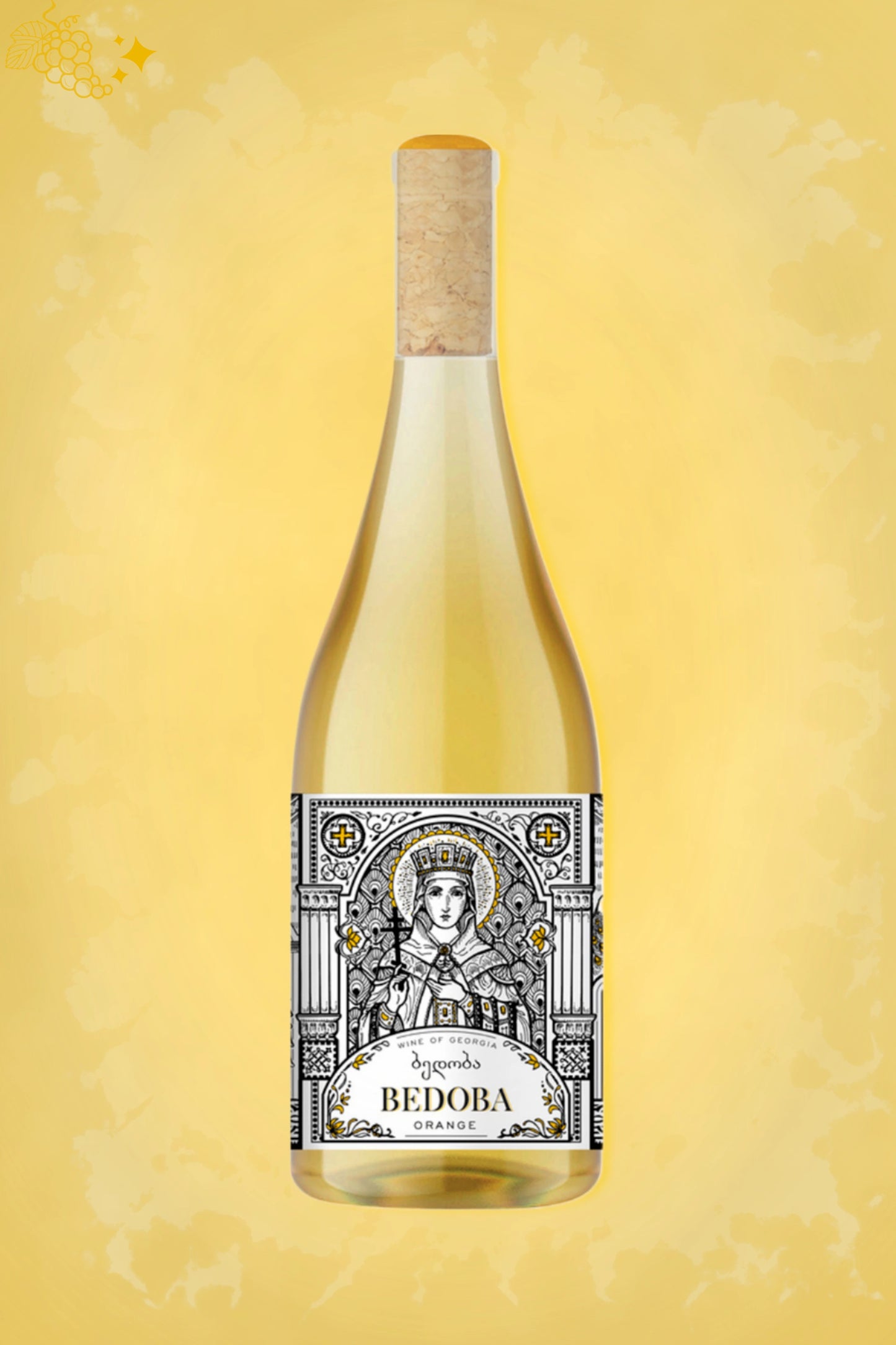 Fles Bedoba Orange 2022 van Kakheti Wine Company, Georgische oranje wijn, tegen goudkleurige achtergrond.